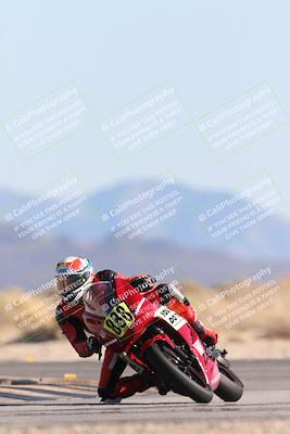 media/Dec-07-2025-CVMA (Sun) [[3e7d2de5dc]]/Race 9-Formula UL Shootout/